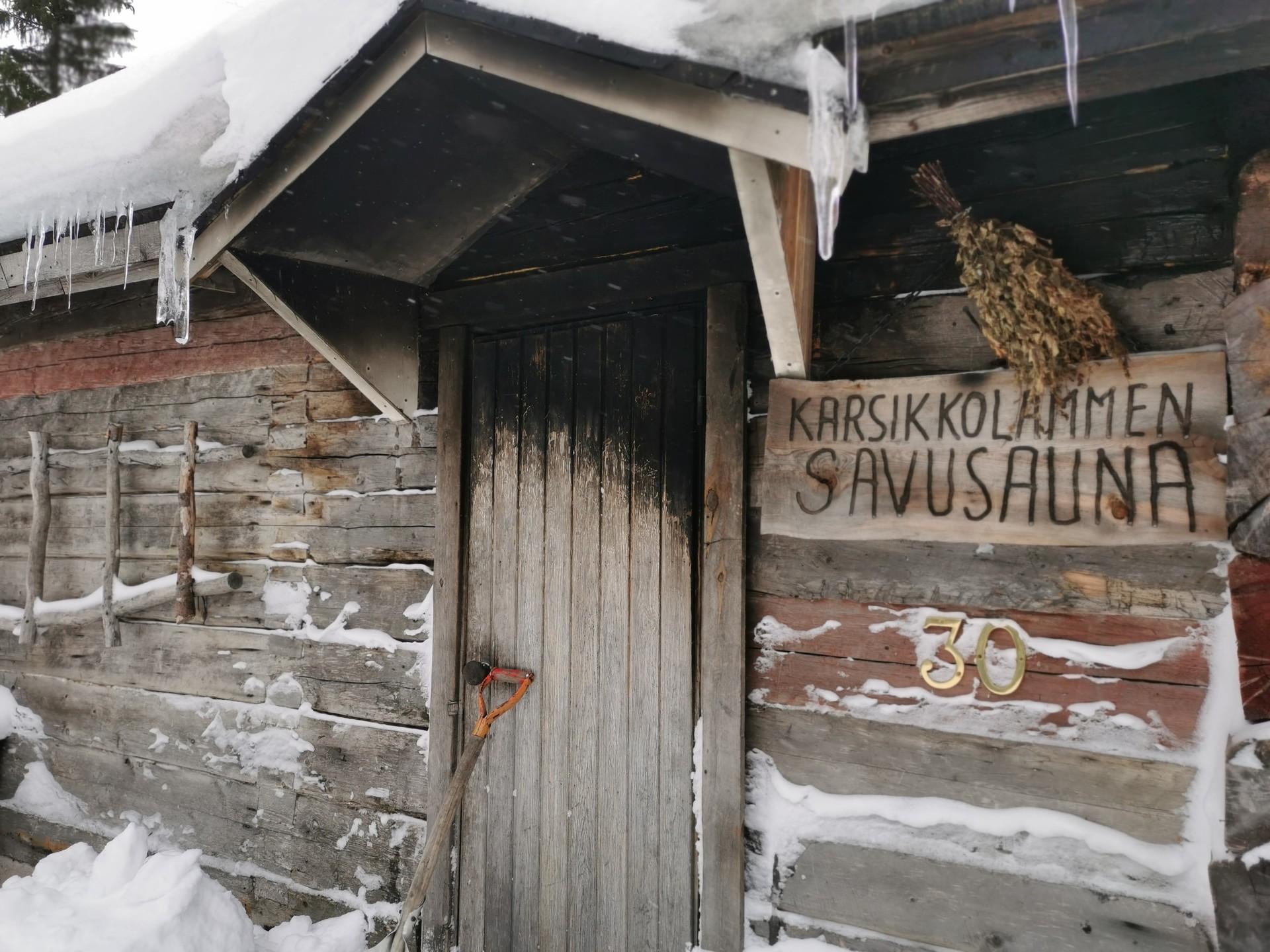 Karsikkolampi smoke sauna - Syöte