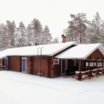 Taigalampi cabin in winter
